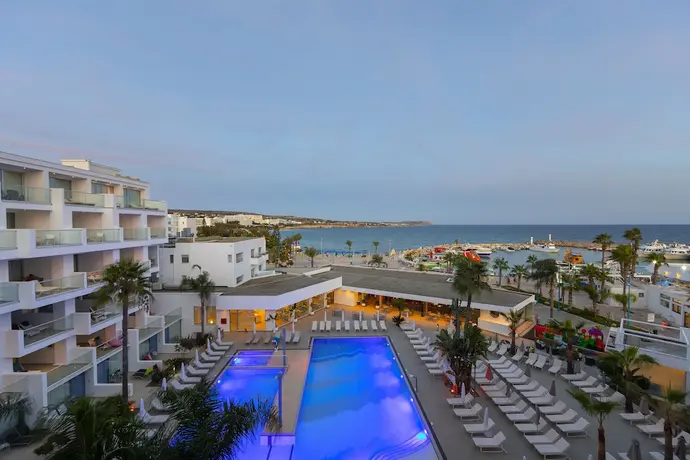 Limanaki Beach Hotel, Primary image