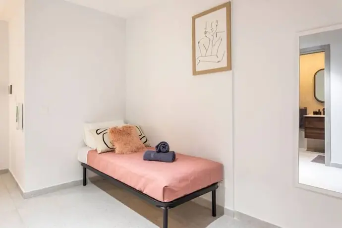 St Angelo Boutique Living, Room