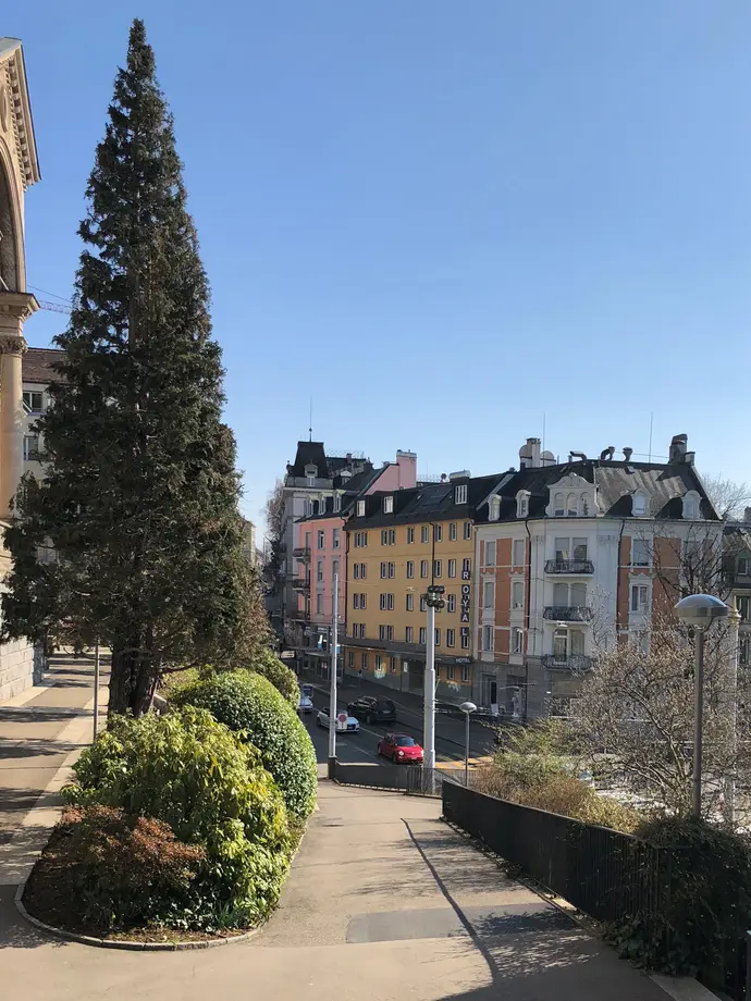 Royal Hotel Zurich, General view
