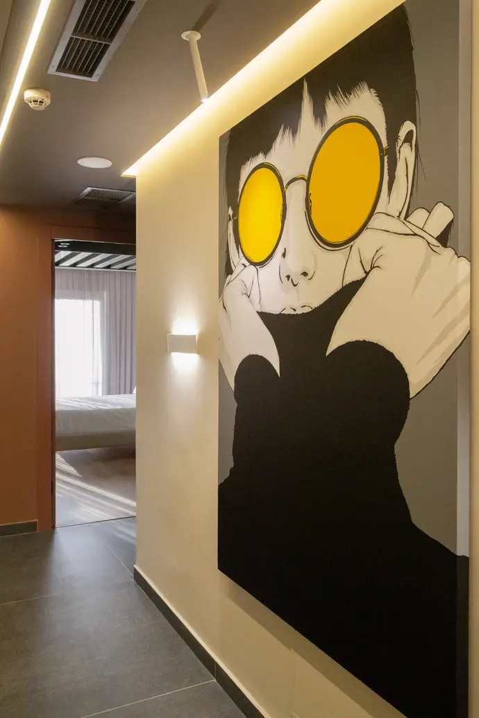 Si Hotel Sh.p.k., General view