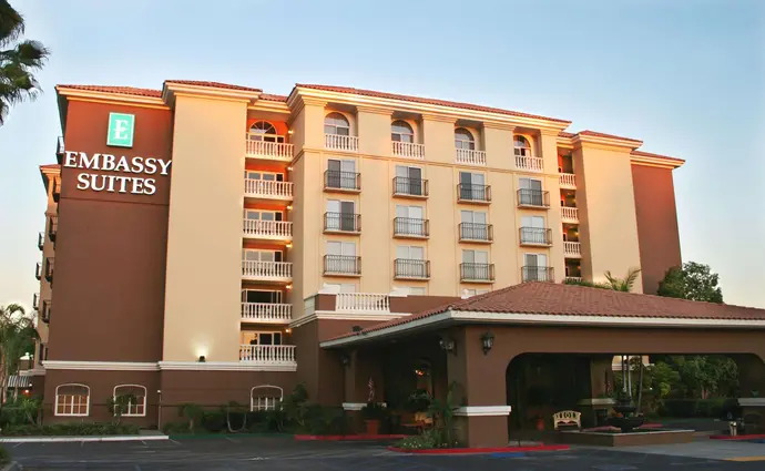 Embassy Suites by Hilton Anaheim North, General view