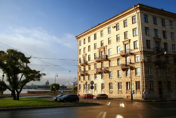 Tradition, General view