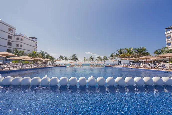 Grand Residences Riviera Cancun - All inclusive, General view