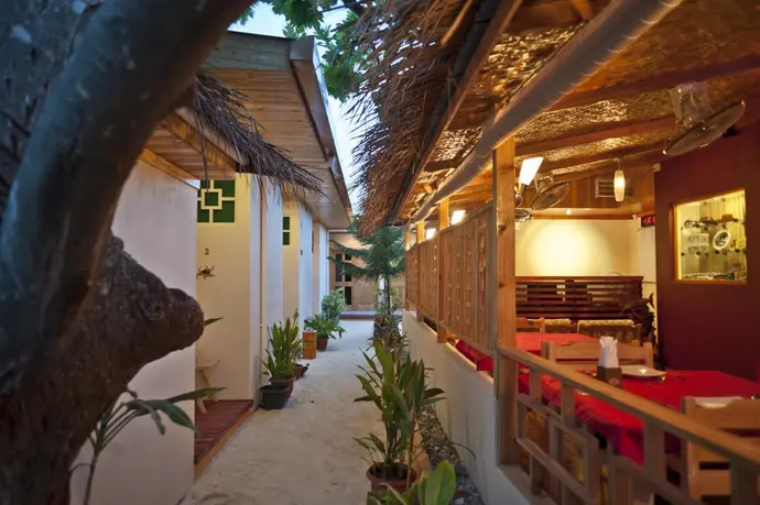 Stingray Beach Inn at Maafushi, General view