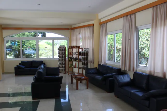 Tivoli Hotel, Lobby