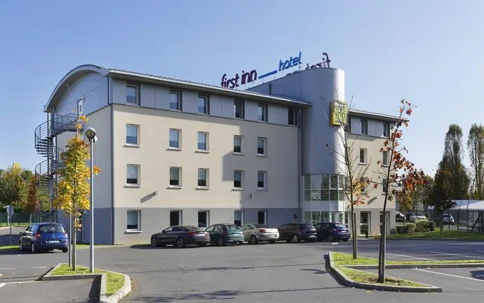 First Inn Hotel Les Ulis, General view