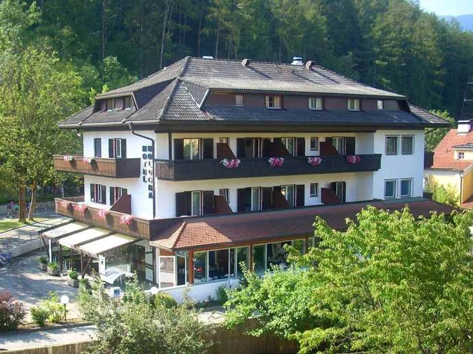 Hotel Bologna, 