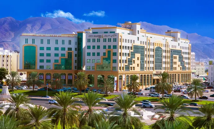 City Seasons Hotel & Suites Muscat, 