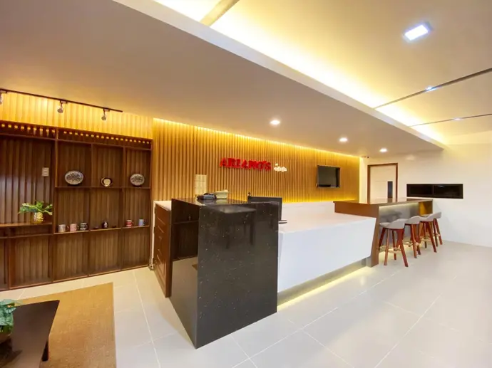 Ariano's Inn, 