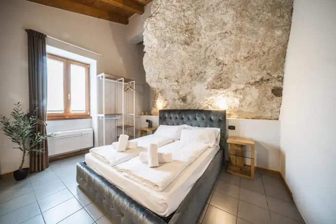 La Cantinota - Locanda De Manincor Rooms, 