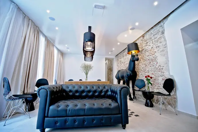Jupiter Luxury Hotel, 