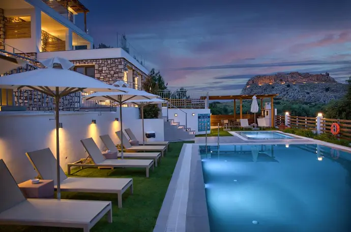 KOUROS STONE SUITES, 