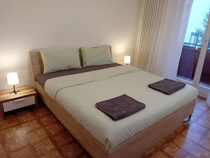 Maya GuestHouse Free Parking - July and August, 