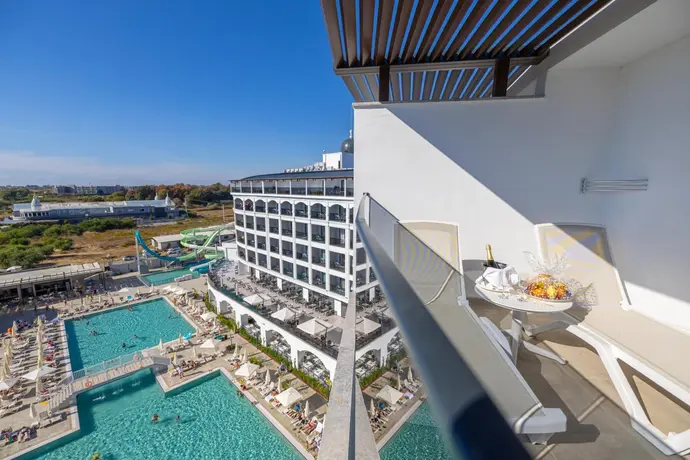 Side Moon Palace Hotel, 