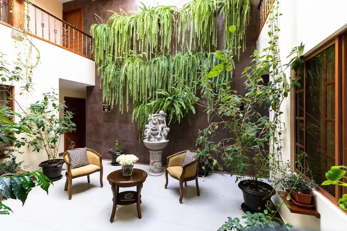 Boutique Castilla De Leon, 