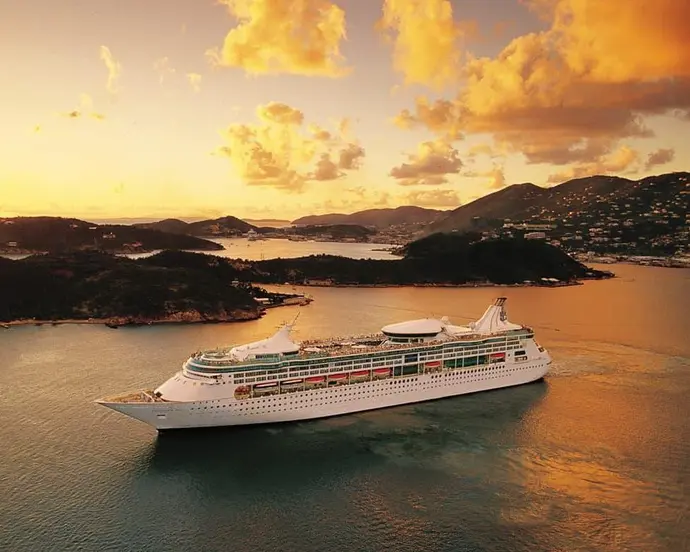 ¡CRUCERO SIN VISA! Rhapsody of the Seas de Royal Caribbean/ Caribe Este