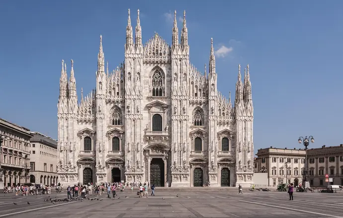 DE MILAN A ROMA