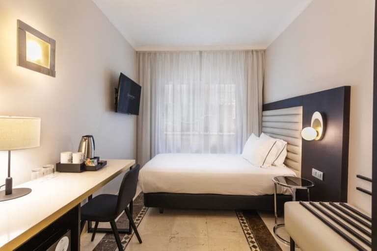 Eurostars Cristal Palace