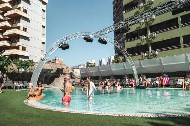 Image - Party & music resort