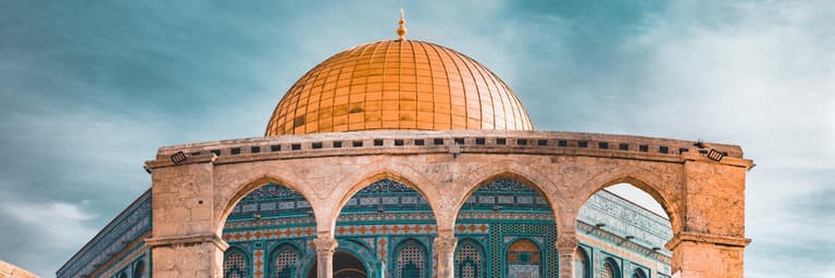 Image - Umrah & Holyland