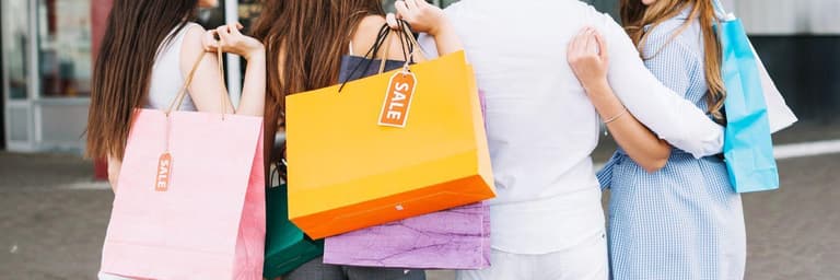 DE COMPRAS POR EL MUNDO