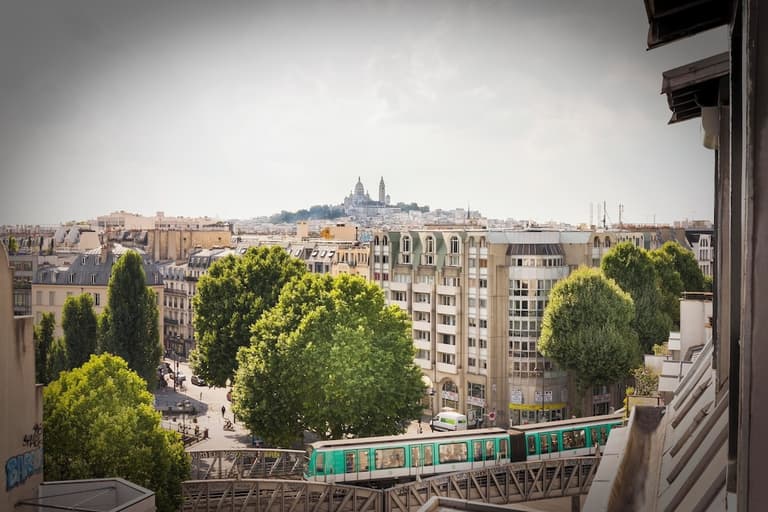 Libertel Canal Saint Martin