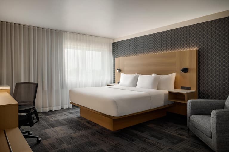 Best Western Plus City Centre/Centre-Ville