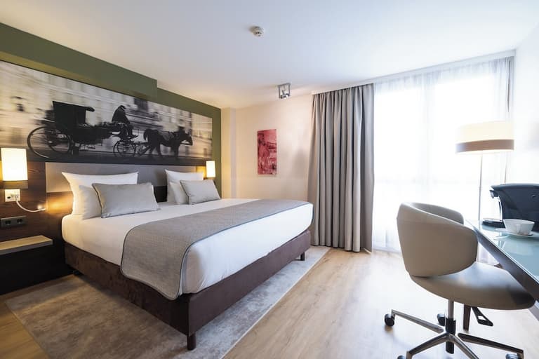 Leonardo Hotel Vienna Westbahnhof