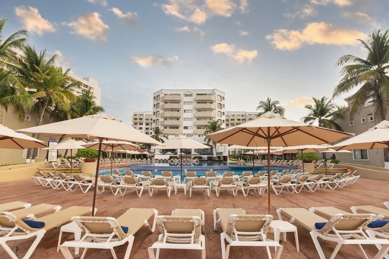 Tesoro Ixtapa All Inclusive