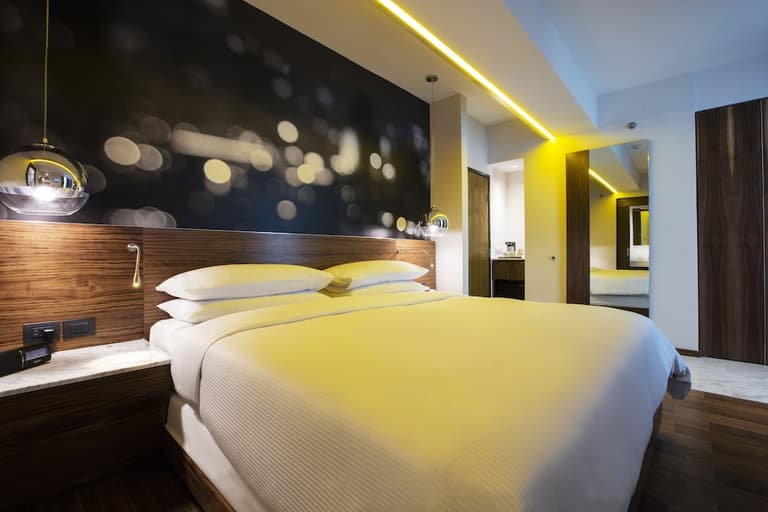 Krystal Urban Guadalajara