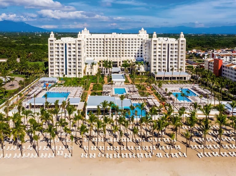 Hotel Riu Vallarta - All Inclusive