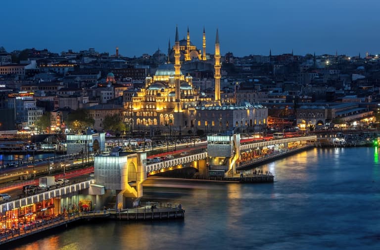 Momento Golden Horn Hotel