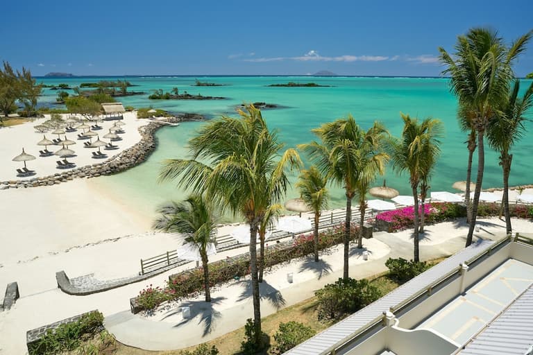 Lagoon Attitude - Adults Only