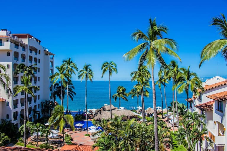 Plaza Pelicanos Grand Beach Resort - All Inclusive