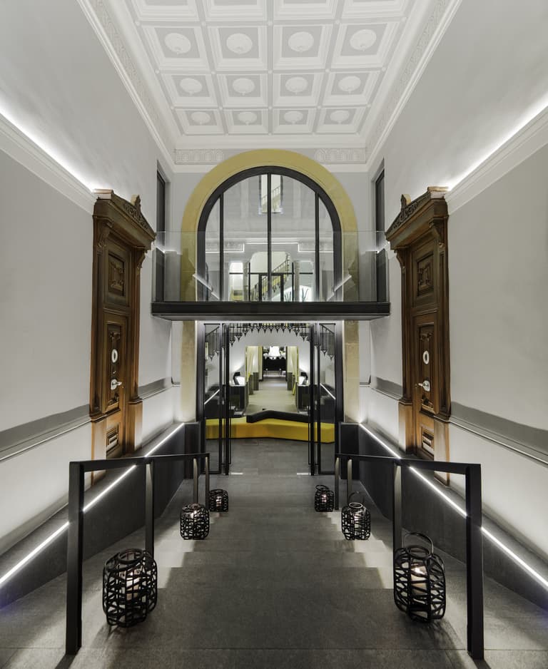 H10 Urquinaona Plaza