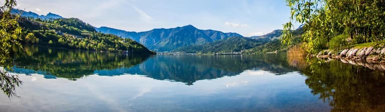 El lago Petén Itzá, Guatemala