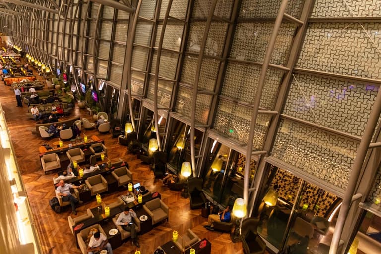 Image - Primeclass Departure Lounge - Muscat International Airport