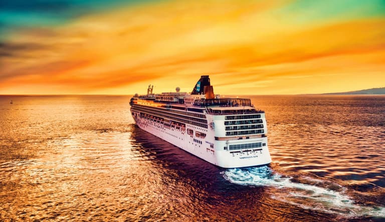 Image - Sail Beyond Ordinary – Discover Your Perfect Cruise