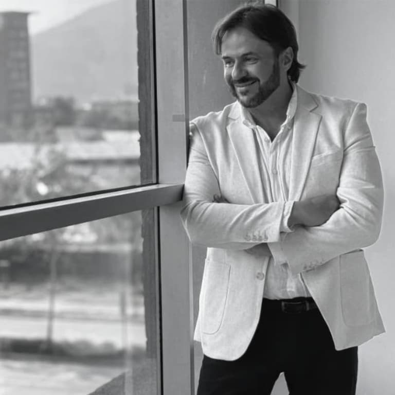 Imagen - manager@holontravel.com