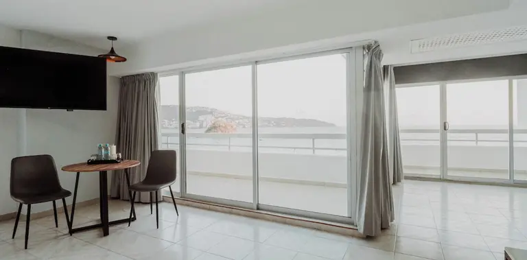 HS HOTSSON Hotel Acapulco