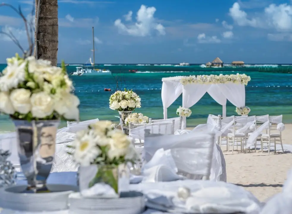 Blue Beach Punta Cana Luxury Resort - iCliGo