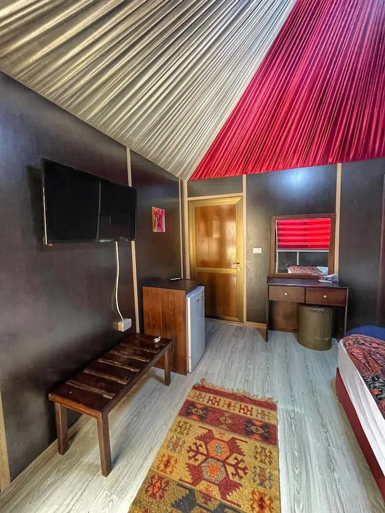 Rum Oasis Luxury Camp Via Club